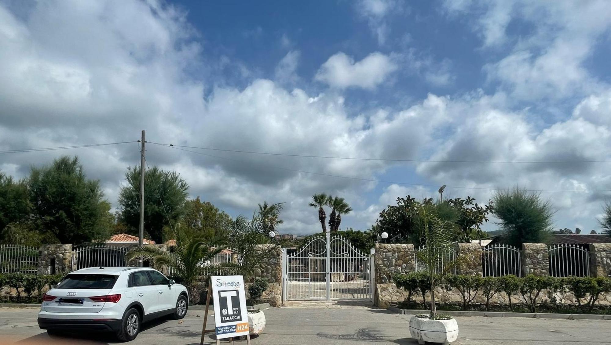Soleada Club Aparthotel Campofelice Di Roccella Esterno foto
